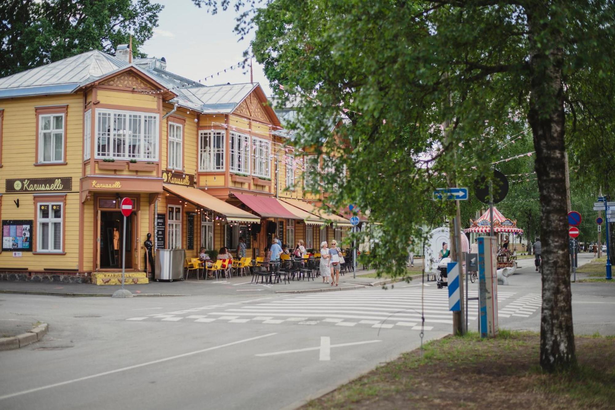 Bob W Paernu Apartman Kültér fotó