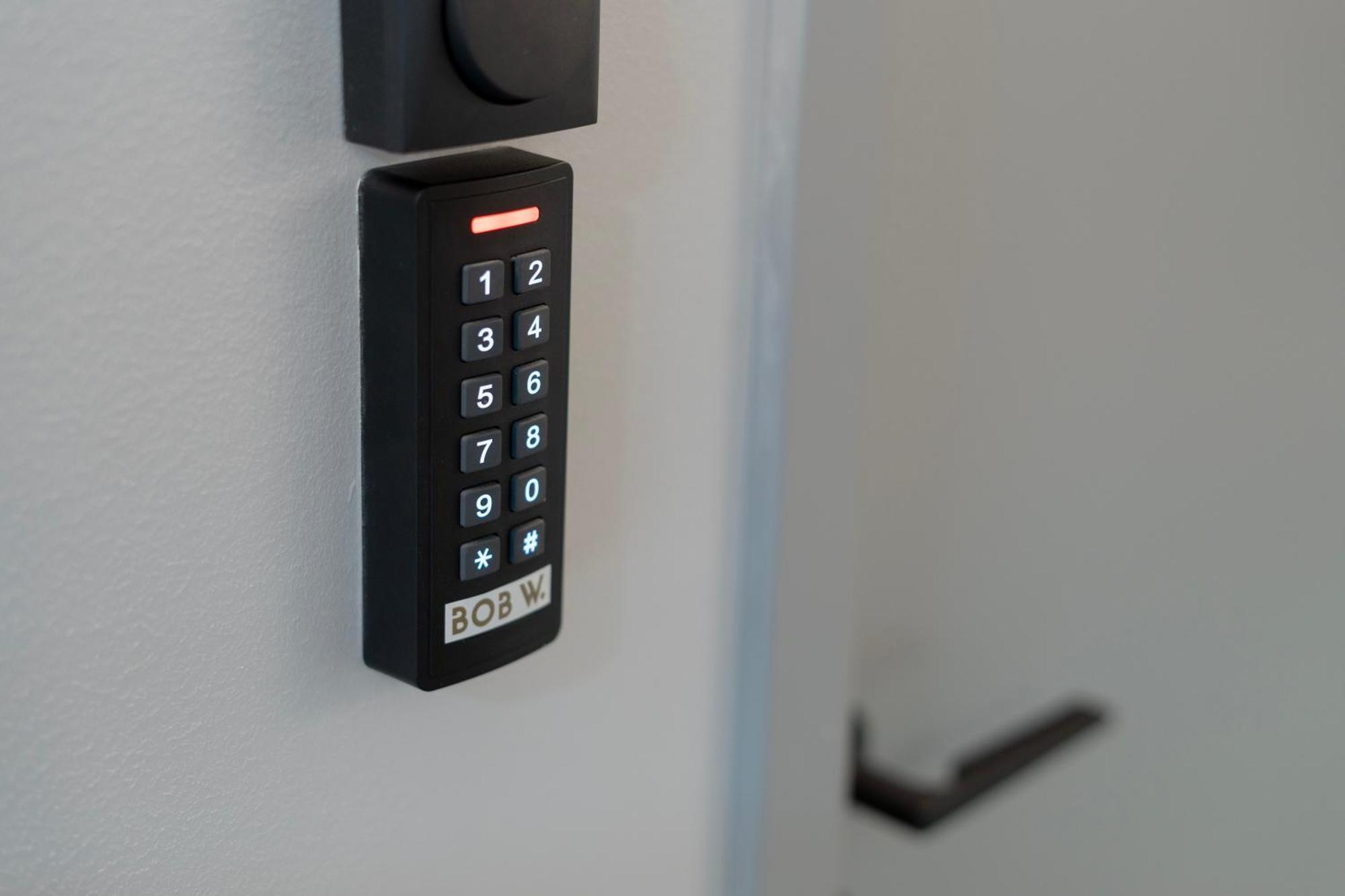 Bob W Paernu Apartman Kültér fotó