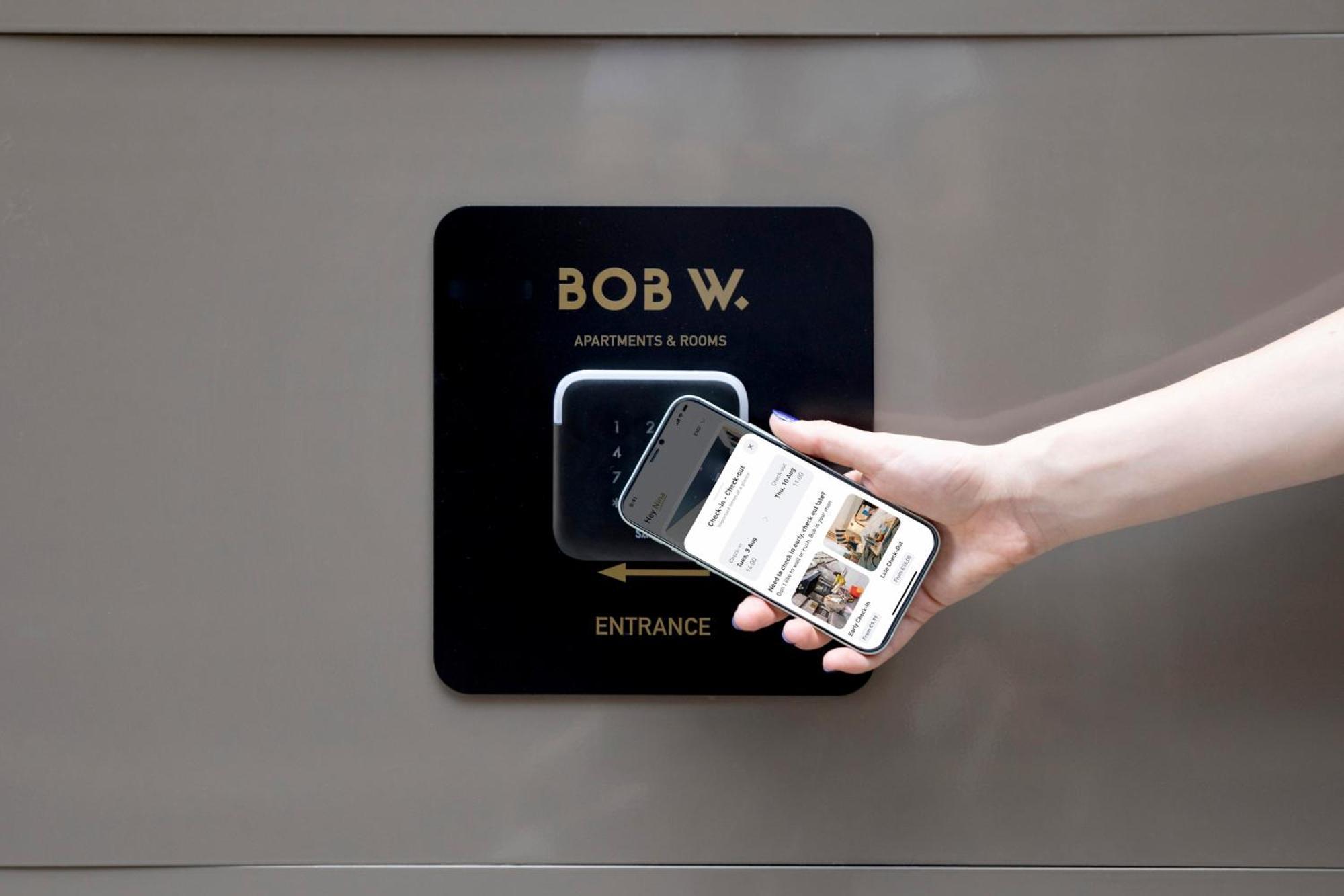 Bob W Paernu Apartman Kültér fotó